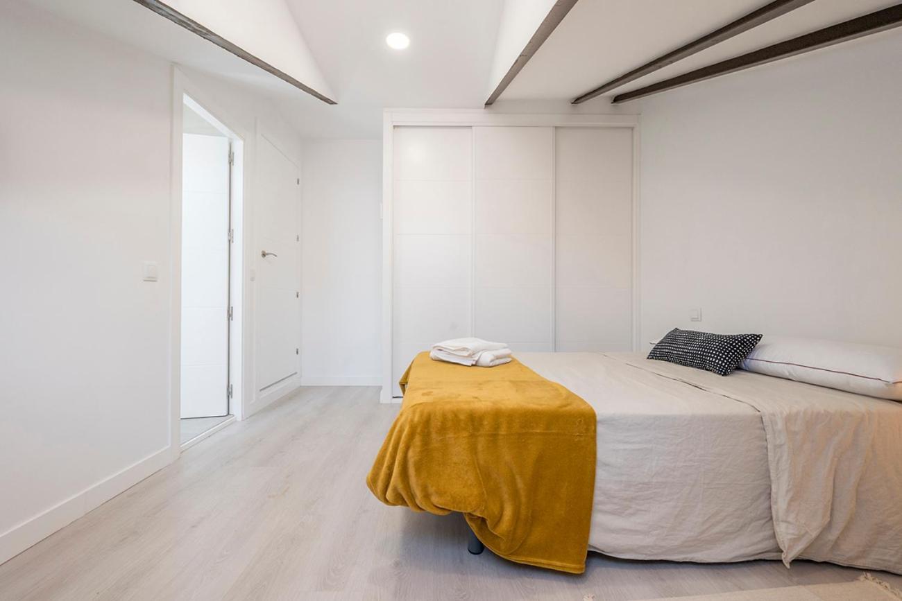 Exclusivo Atico Con Terraza En Plaza Mayor Madri Exterior foto