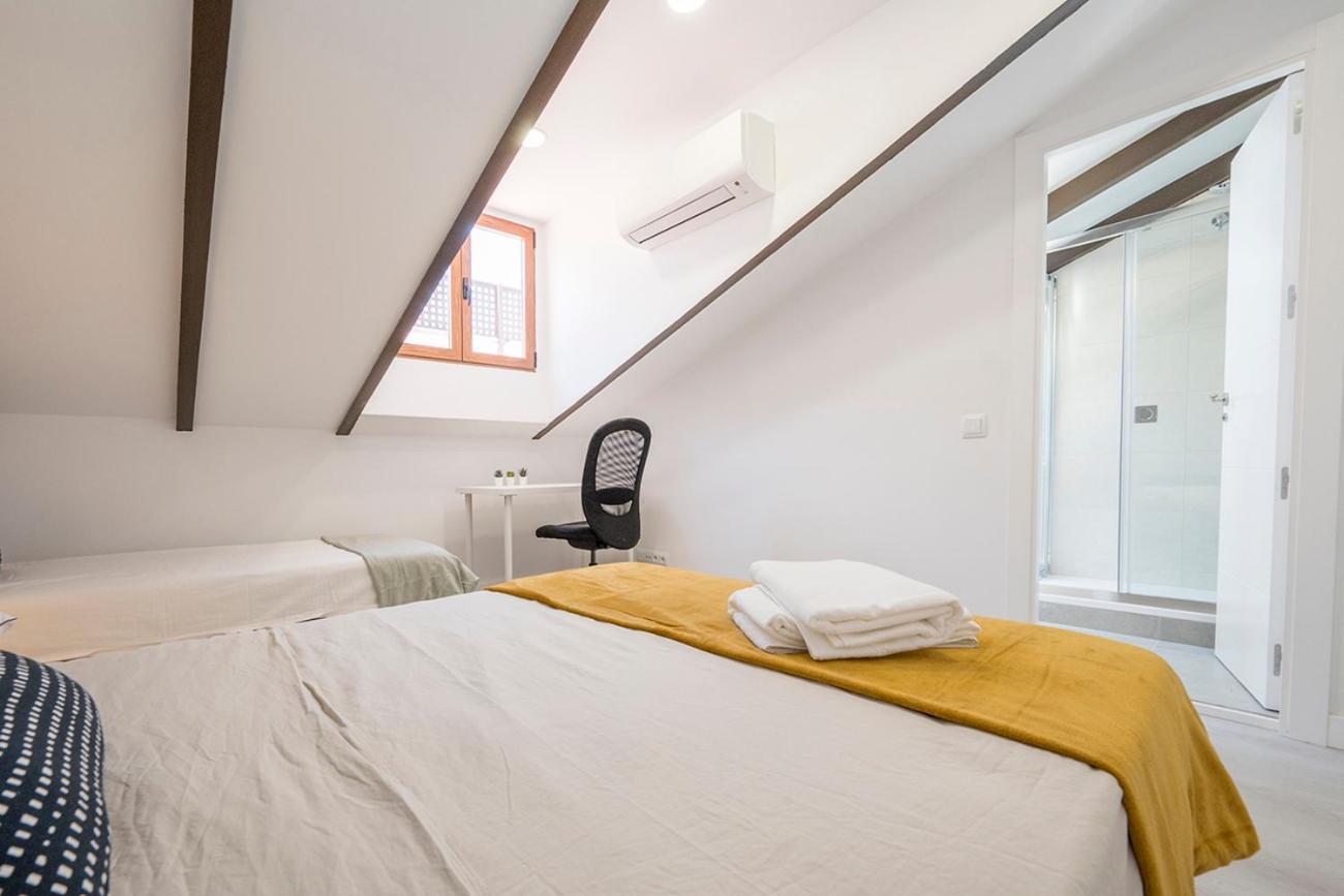 Exclusivo Atico Con Terraza En Plaza Mayor Madri Exterior foto