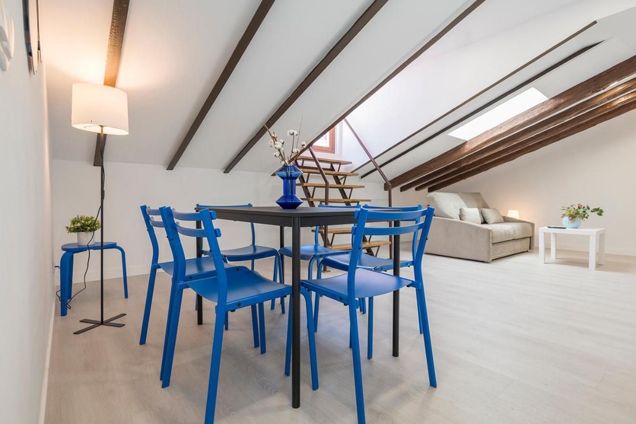 Exclusivo Atico Con Terraza En Plaza Mayor Madri Exterior foto